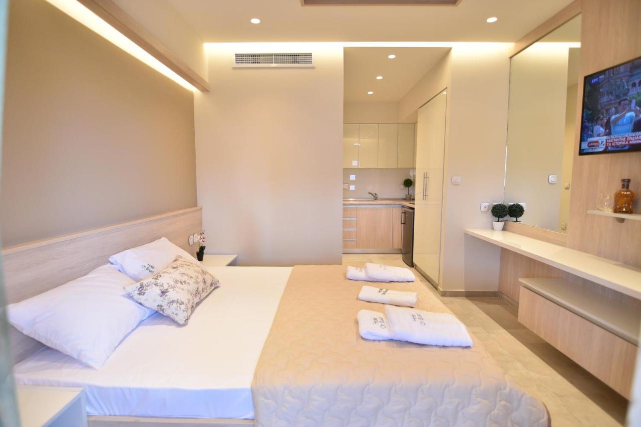 On Board Luxury Studios Сарти Екстериор снимка